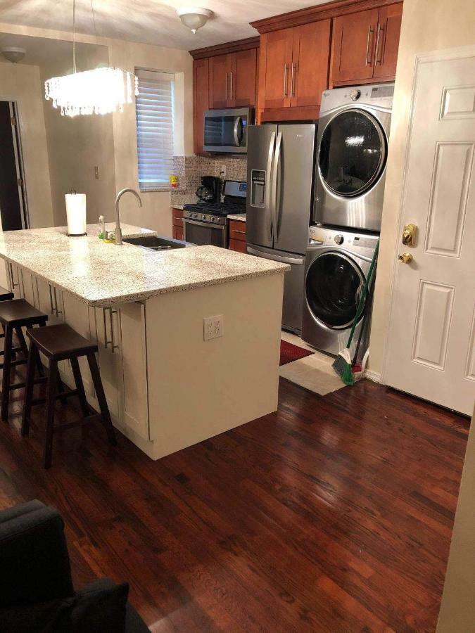 Brooklyn 3 Bedroom 1 Bathroom 8 Minutes To Subway 30 Minutes To Manhattan 뉴욕 외부 사진