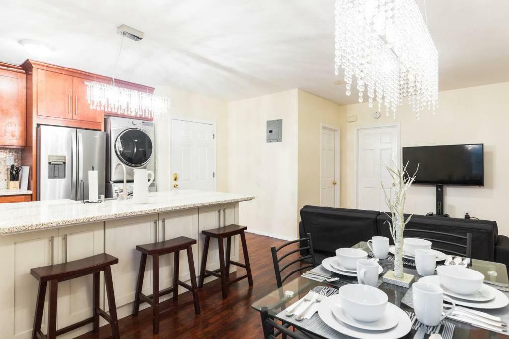 Brooklyn 3 Bedroom 1 Bathroom 8 Minutes To Subway 30 Minutes To Manhattan 뉴욕 외부 사진